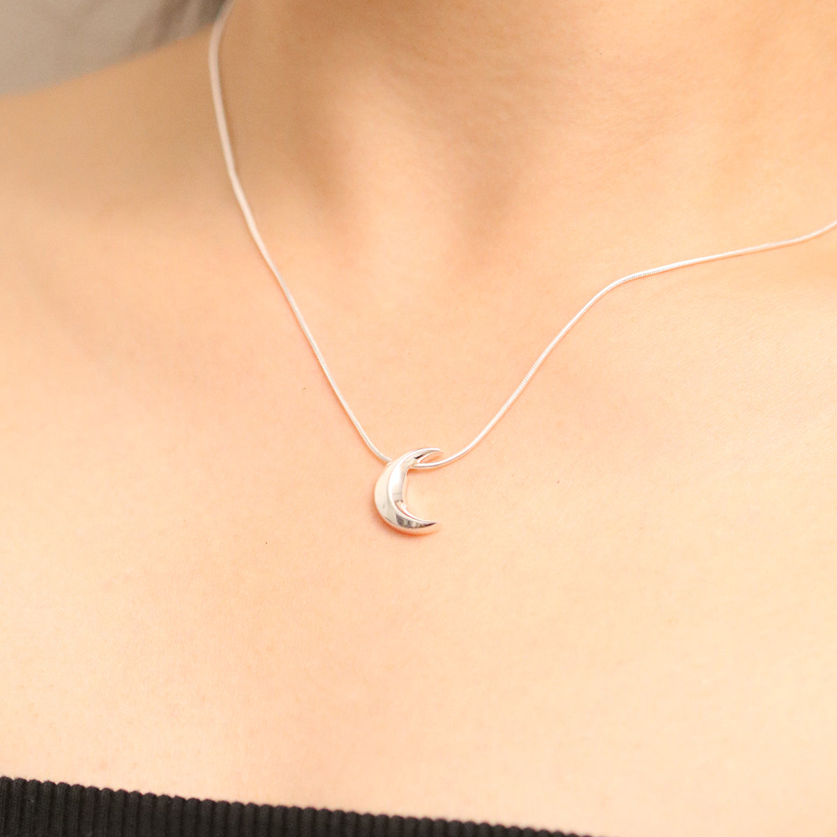 Lunar Necklace-1